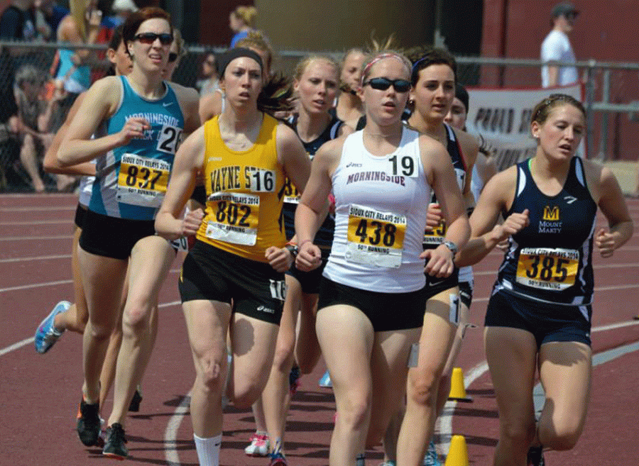 Skyler Lippman battles other runners in a distance event in last weekend’s Sioux City relays.