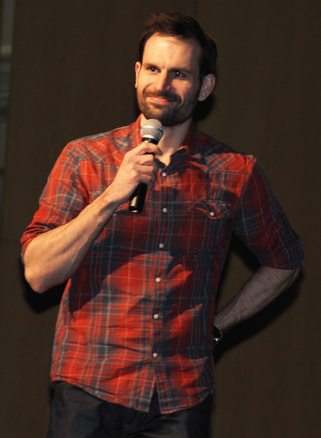 Comedian Jeff Maurer entertained a small crowd in Ramsey Theater on Monday night.