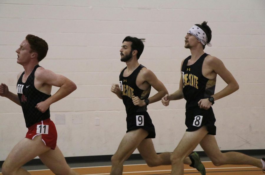 Bailey Peckham and Jack Doughty run at the Ward Haylett Invitational that was held last Saturday. The teams will be competing again this Friday at the South Dakota State Open.