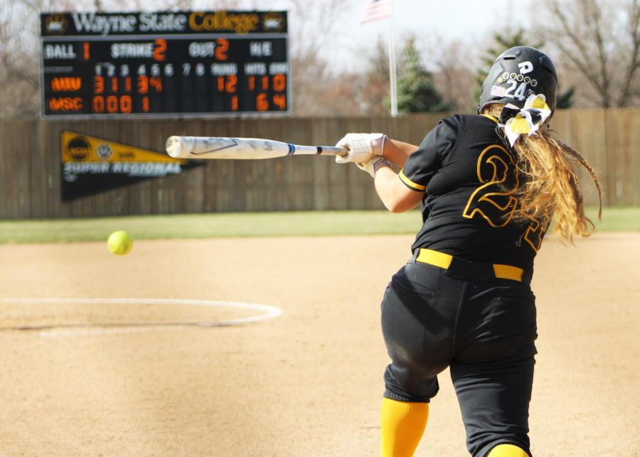 Wildcat+softball+collects+first+NSIC+win+over+Marauders